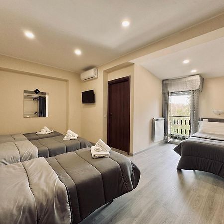 Hotel Villa Robinia Genzano di Roma Dış mekan fotoğraf