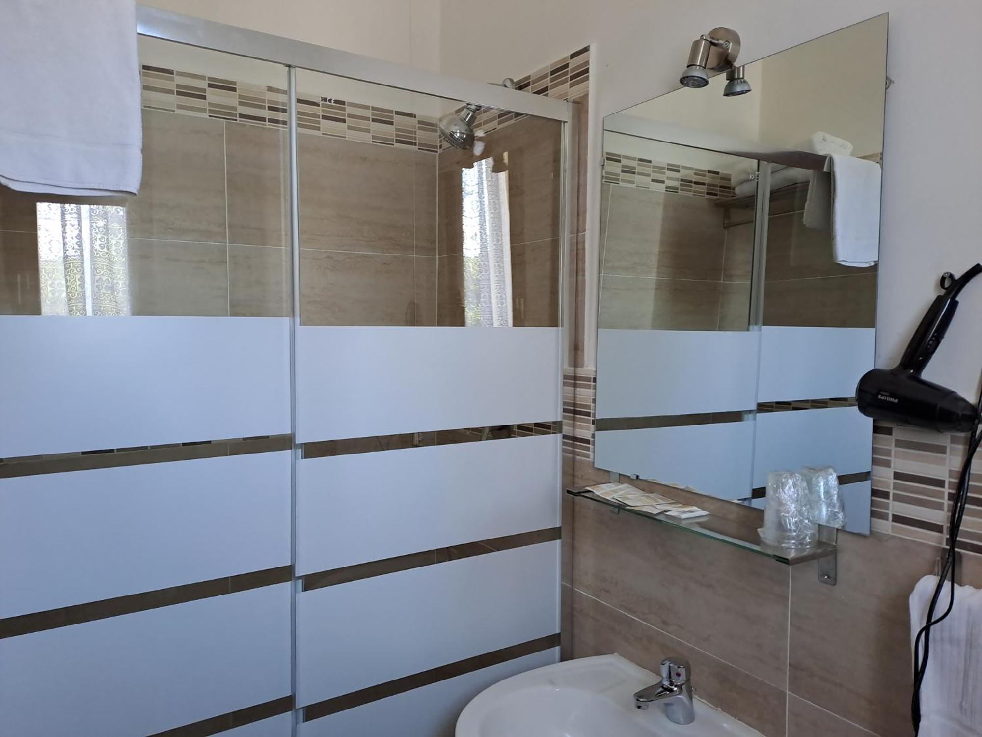 Hotel Villa Robinia Genzano di Roma Dış mekan fotoğraf