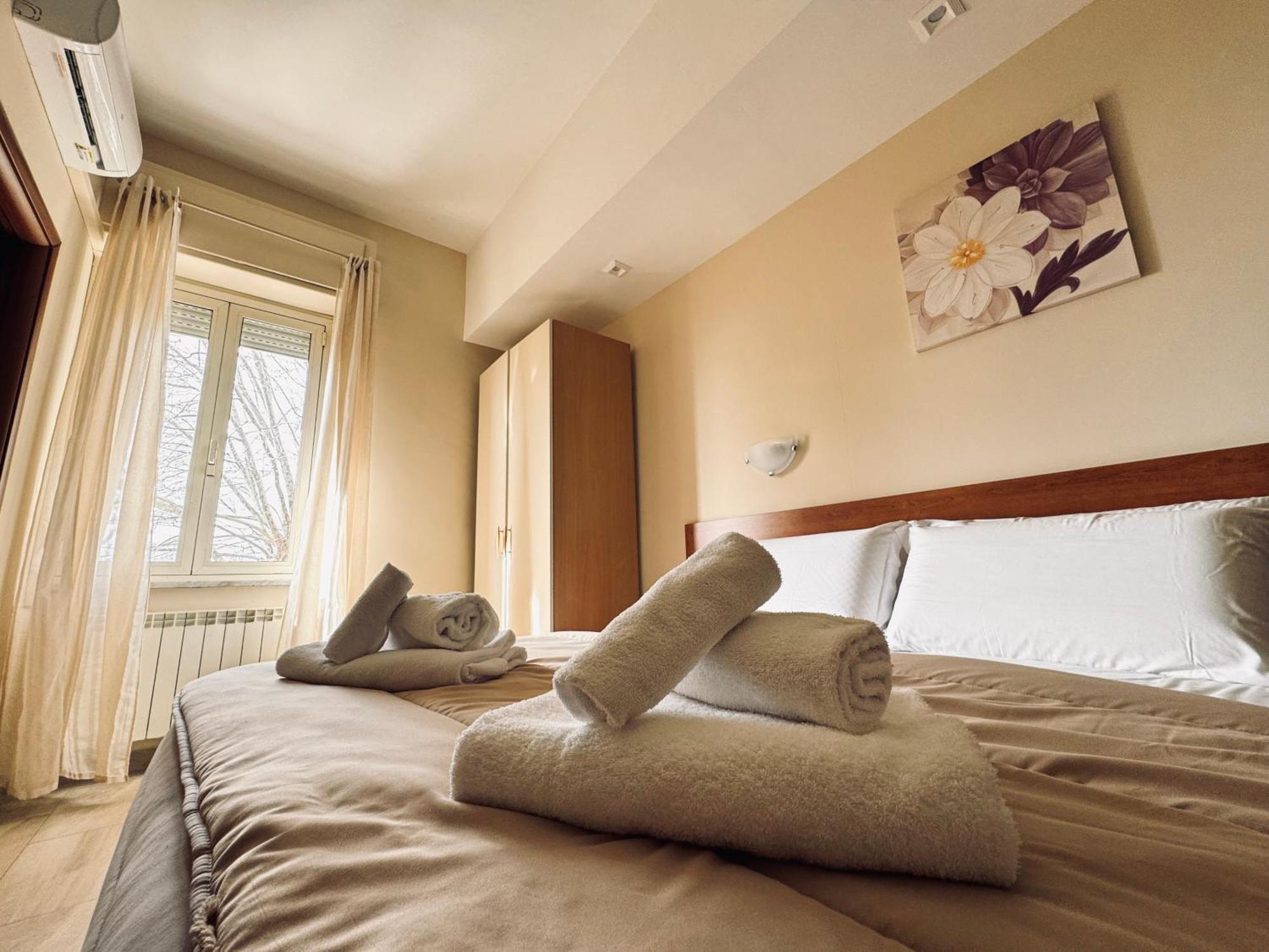 Hotel Villa Robinia Genzano di Roma Dış mekan fotoğraf