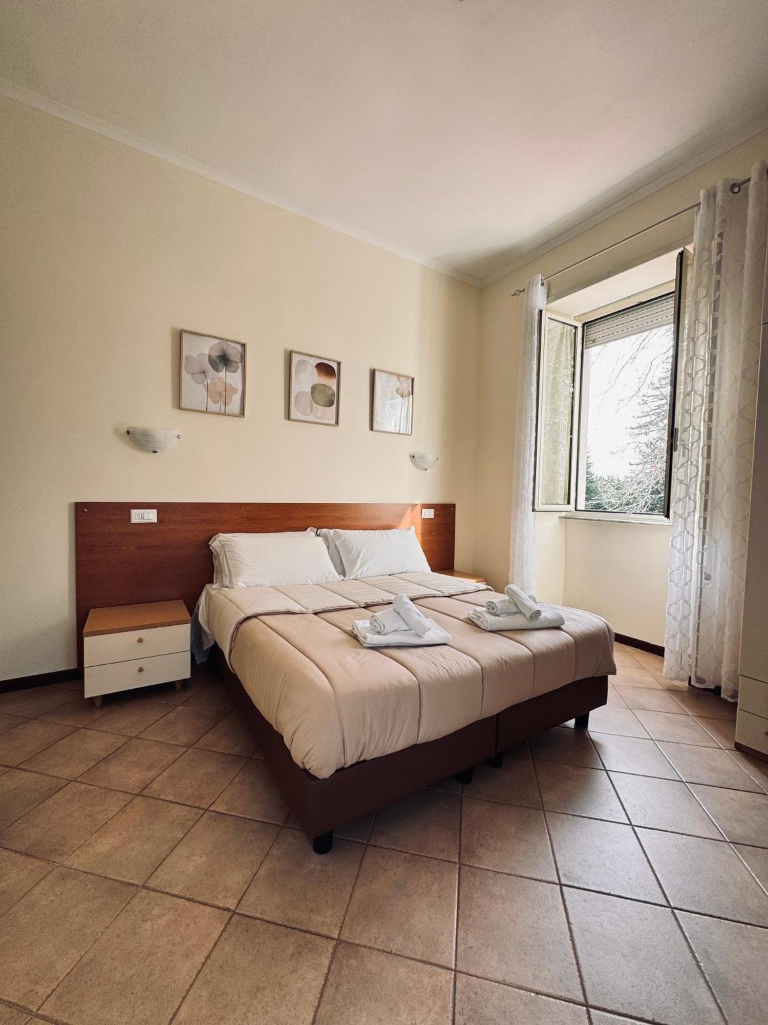 Hotel Villa Robinia Genzano di Roma Dış mekan fotoğraf